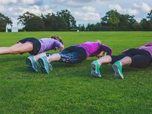 俯卧撑怎么做最有效 俯卧撑的正确做法