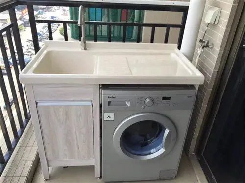 洗衣机由哪些部分组成