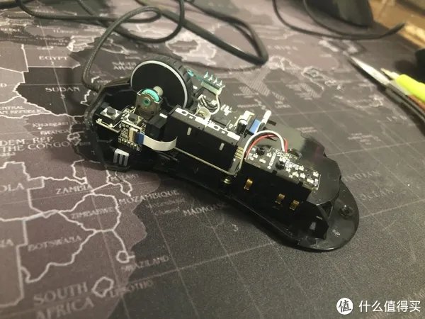 雷蛇曼巴眼镜蛇4G版拆解及更换微动教程