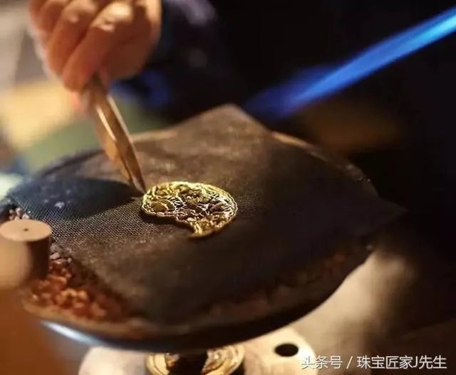 什么是花丝镶嵌？