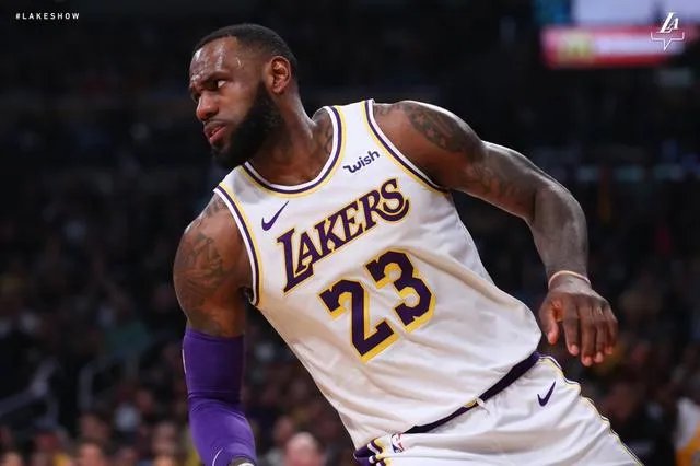 你收藏有哪些詹姆斯图片？