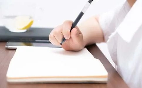 成大事者不拘小节作文800字