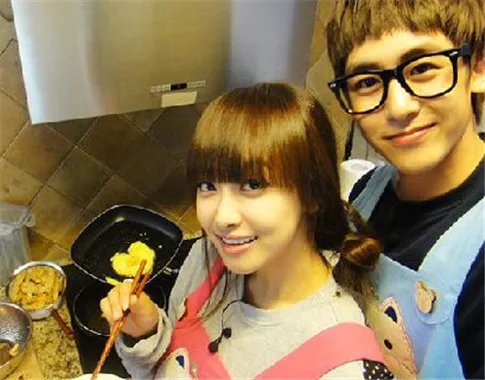 我的中国星宋茜尼坤来袭 “妇唱夫随”相继现身合照曝光