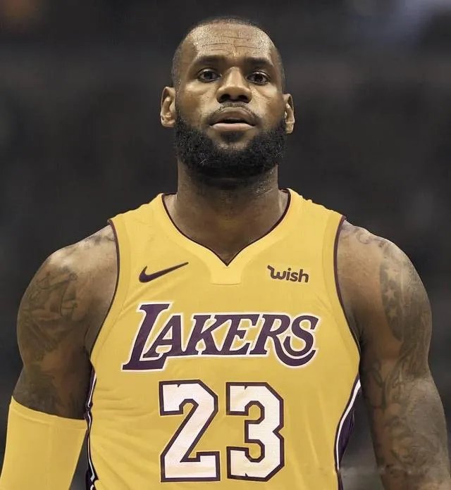 你收藏有哪些詹姆斯图片？