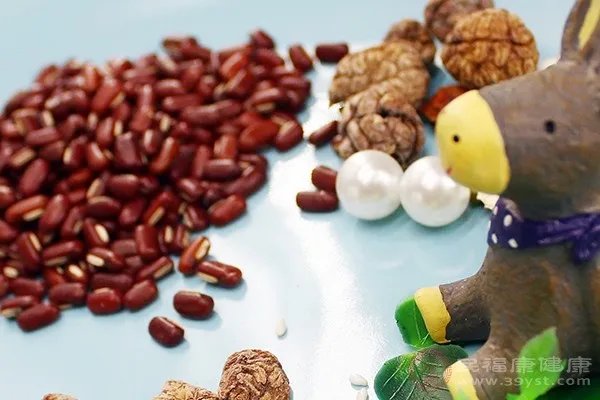 红豆薏米茶的功效与作用有哪些