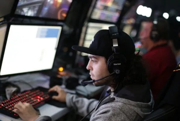 抗压背锅吧是干什么的?