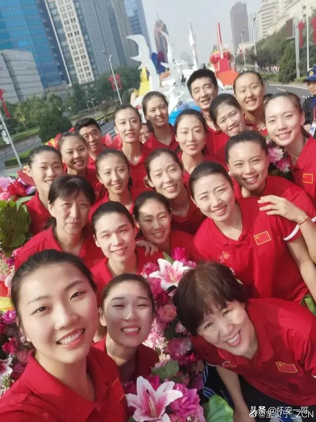 中国女排朱婷如今这么成功,离不开郎平当年的发掘和调教吗?为什么?