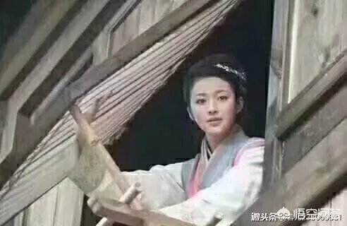 如果你和恋爱结婚时，你的前对象来砸场子，该怎么办？