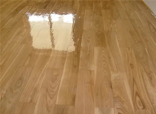 四步轻松搞定翻新木地板  旧地板要怎么翻新