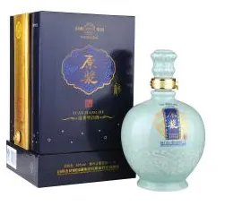 一品红杏清香型白酒价格,高质量白酒品牌的不二之选