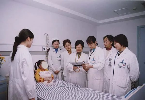 广西区人民医院儿科门诊专家一览表