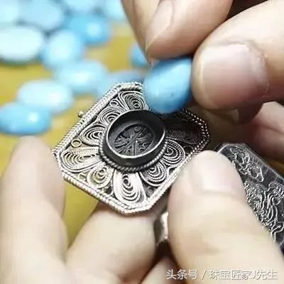 什么是花丝镶嵌？