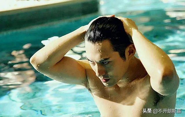 谁堪称中国大陆最帅的男明星?