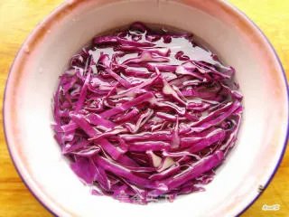 凉拌紫甘蓝