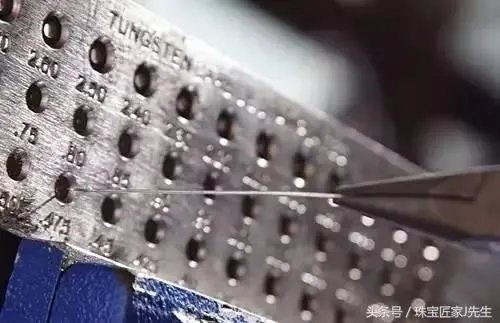 什么是花丝镶嵌？