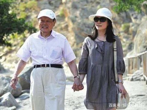 杨振宁老婆多大?杨振宁和翁帆为何不要孩子?