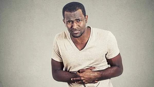 胃炎的症状有哪些？胃炎应该如何治疗？