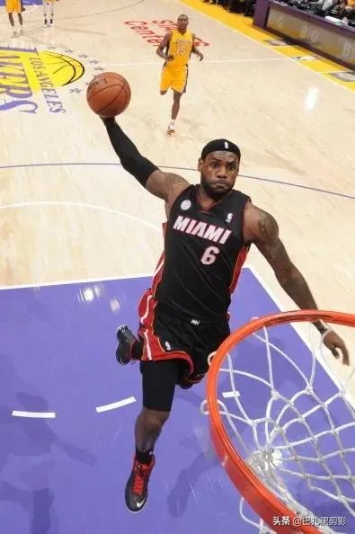 你收藏有哪些詹姆斯图片？