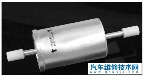 汽车三滤的更换步骤（汽车三滤的位置图解）