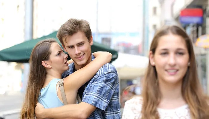 轻浮什么意思 轻浮的意思是什么