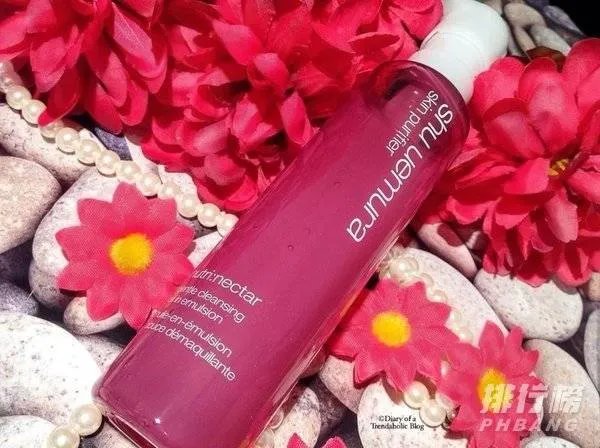 植村秀卸妆油正确用法_植村秀卸妆油怎么用