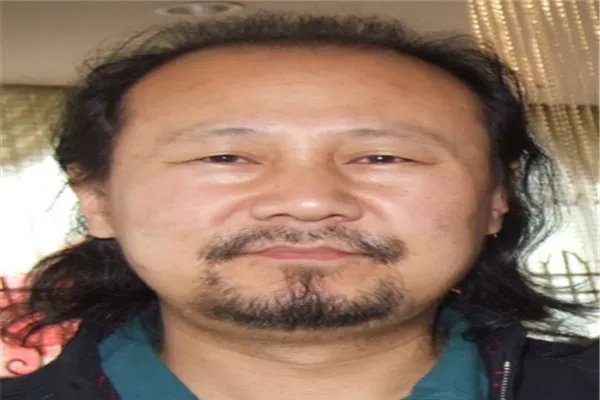 草原十大歌手：乌兰托娅上榜，她是凤凰传奇主唱