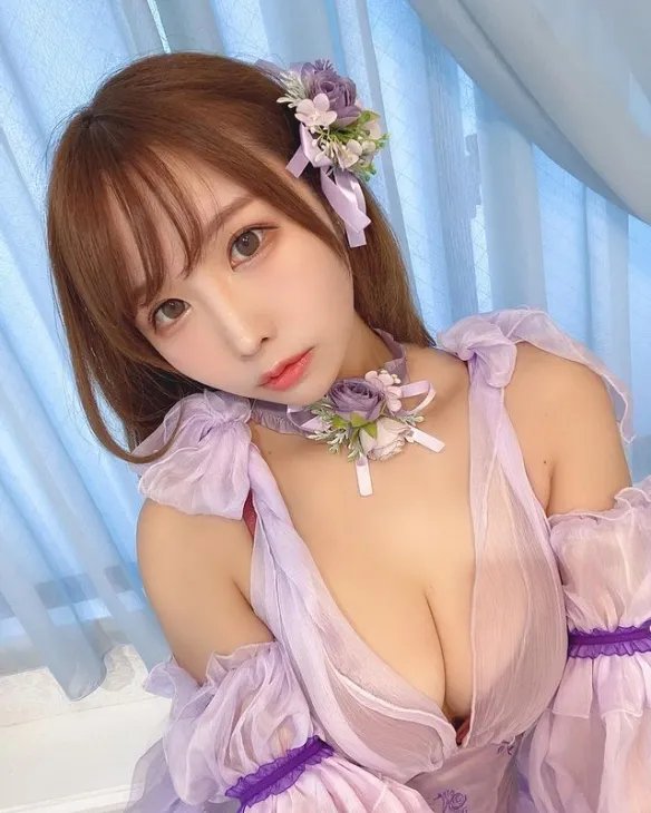 超“胸”大姐姐来袭！岛国熟女系美女しらほしなつみ