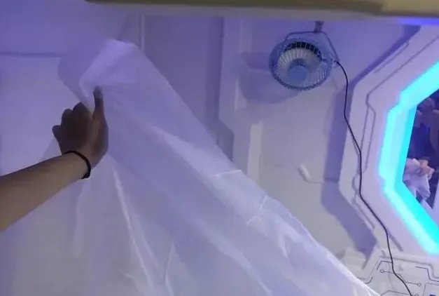 共享睡眠舱的收费标准及使用方法介绍