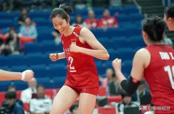 中国女排朱婷如今这么成功，离不开郎平当年的发掘和调教吗？为什么？