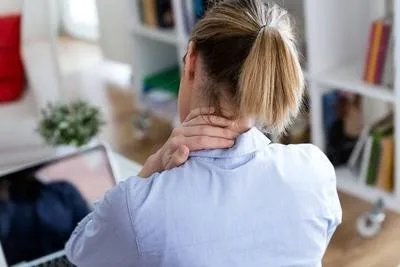 脖子上有肿块怎么回事