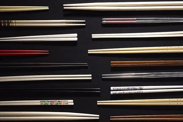 不锈钢筷子的好处和坏处是什么