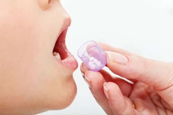 四肢麻木通片一天吃多少克