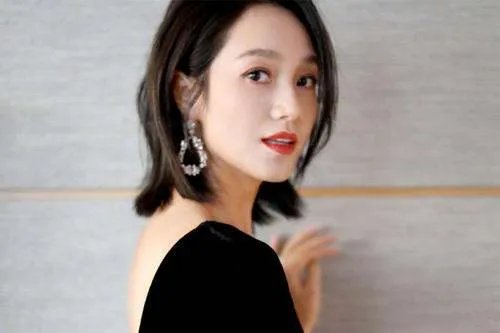 朱丹和伊一同出于浙江卫视,你觉得谁的主持风格更有特色?