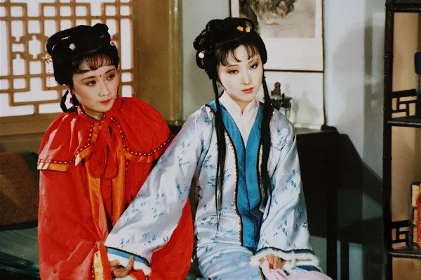 神瑛侍者经历了什么劫难?对林黛玉从一日一问候,到冷漠如冰霜呢?