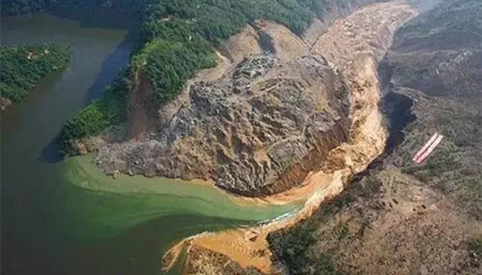 堰塞湖是什么意思 堰塞湖的意思