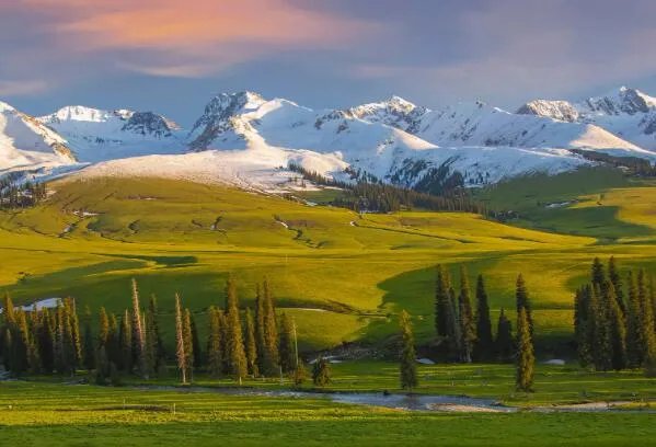 中国面积最大的十大省份，世界屋脊排第二，第一是100多个北京