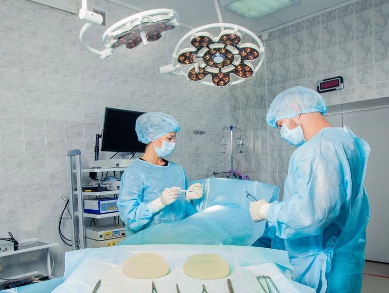 腹主动脉瘤与主动脉夹层的区别及其evar治疗	