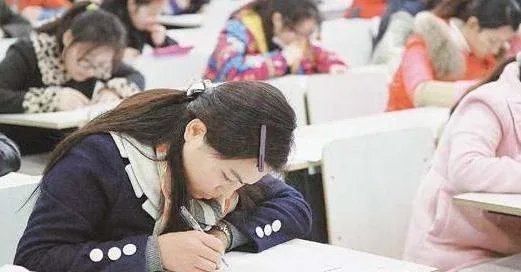 2018年国考计划招录多少人？