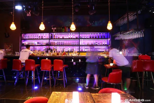 【广州十大酒吧】广州最佳的十大夜场酒吧 广州有哪些不错的喝酒的地方