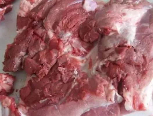 家里有这种肉的赶紧扔了：千万别吃（图）