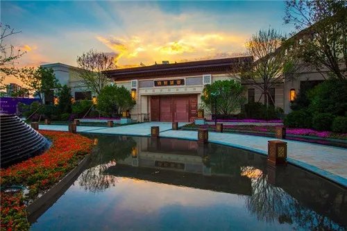 龙湖地产是国企吗