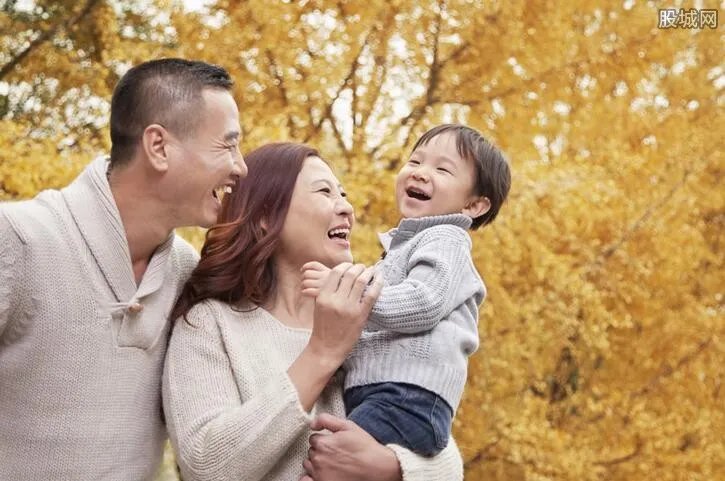 女性更年期可调岗 公司调岗降薪合法吗？