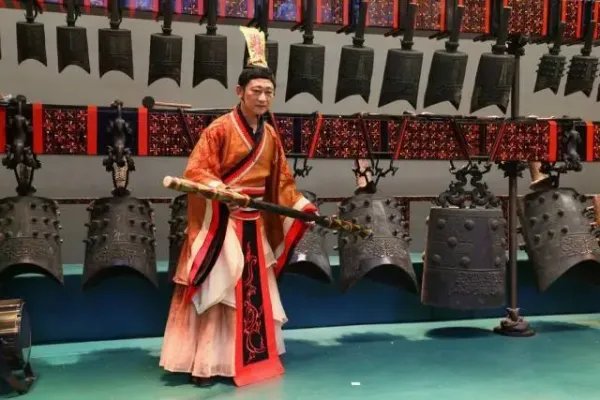 五音:角 微 宫 商 羽的读音是谁?