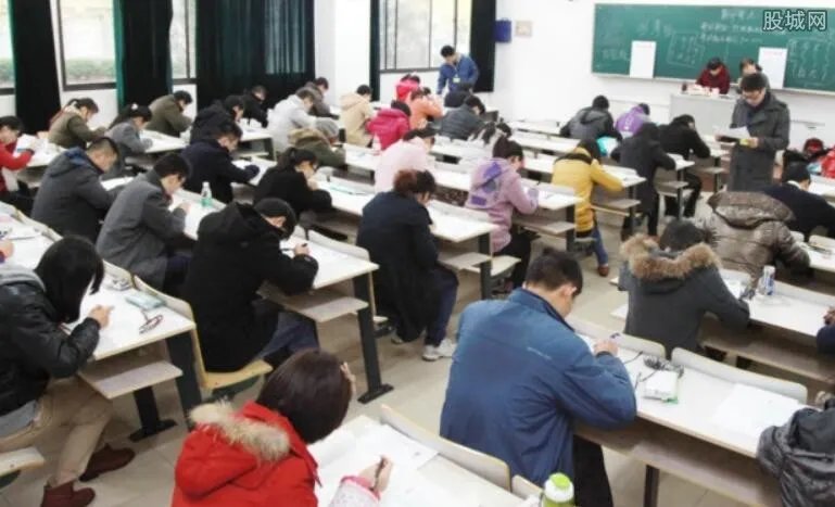 最严国考周末开考 “国考”不是结束而是开始