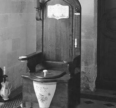 古代更衣到底是什么意思 古人为何把上厕所叫做更衣