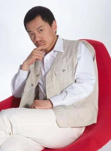 雪村的老婆是谁？