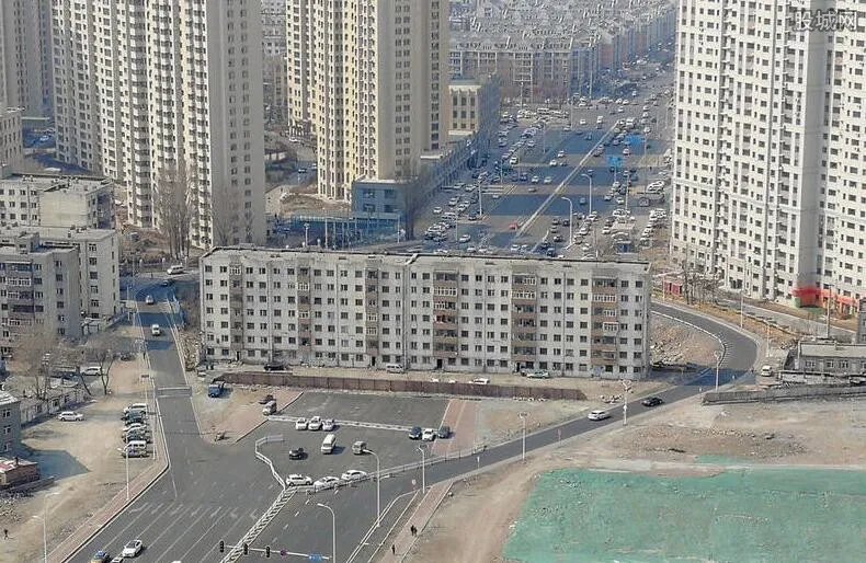 哈尔滨最牛钉子户 钉子户拒绝搬离内幕曝光