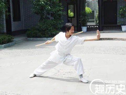 苏秦背剑是个什么典故 苏秦背剑是什么意思