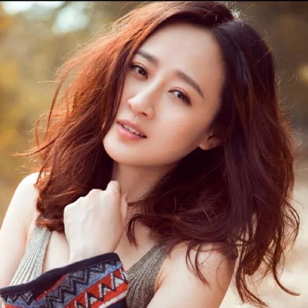 张嘉文涵个人资料：张嘉文涵的名字是怎么回事