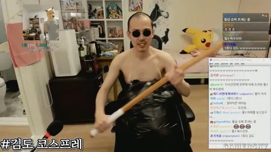 《和班尼特福迪一起攻克难关（Getting Over It with Bennett Foddy）》虐哭韩国主播 当众剃光头还赤裸上身直播